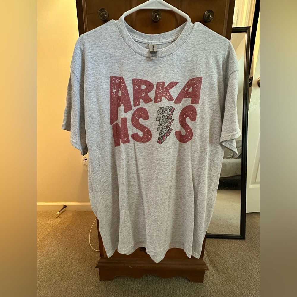 NWOT Large Arkansas Tee